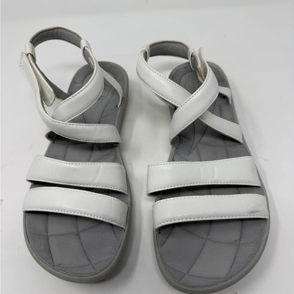 Clarks Women's White Strappy Comfort Sandals